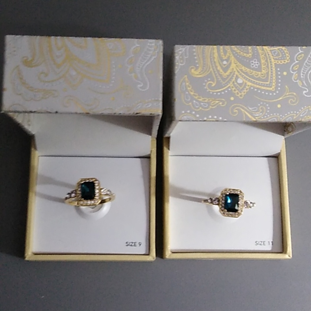 Charter Club Aqua Blue Green goldtone ring set